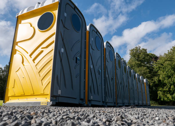 Best Restroom Trailer for Weddings  in Roseville, MN